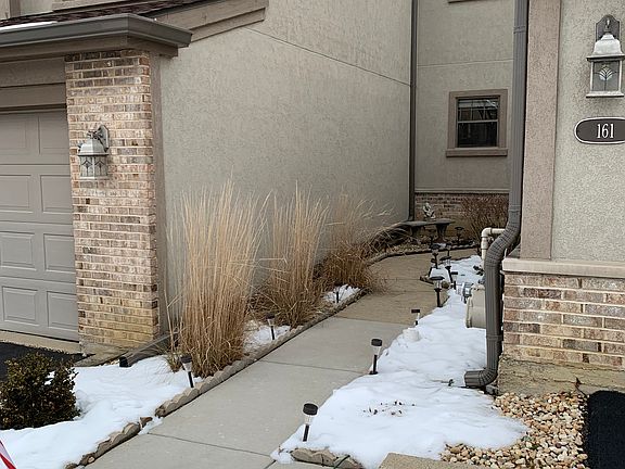 2nd image of 161 Chatsworth Cir