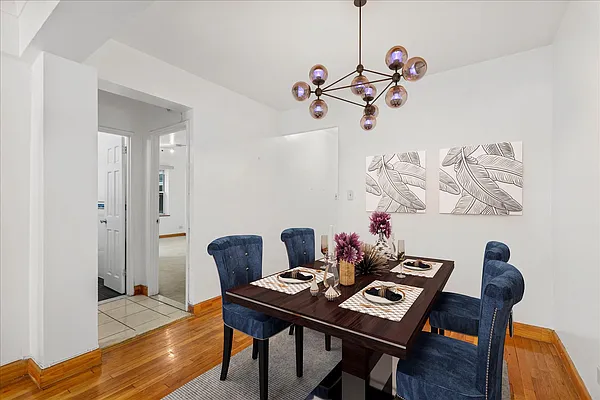 Sold by Dream Real Estate Services, LLC | media 6