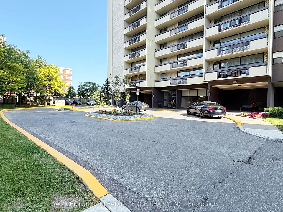 1455 Lawrence Ave W #1007