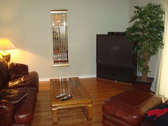 4th image of 175 Cascade Dr