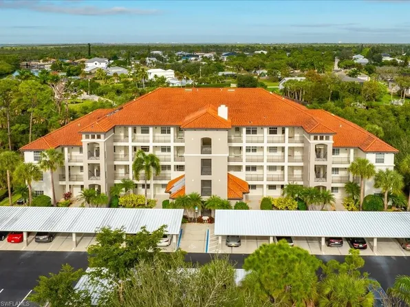 20918 Island Sound CIR #202, ESTERO, FL 33928