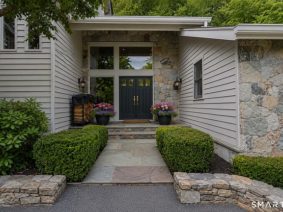 2nd image of 9 Green Lane
