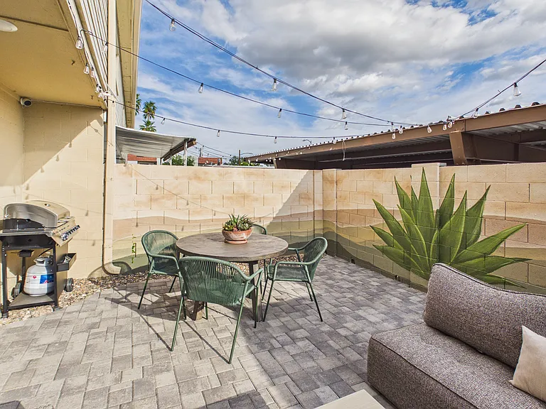 4308 N Parkway Ave — Photo 30