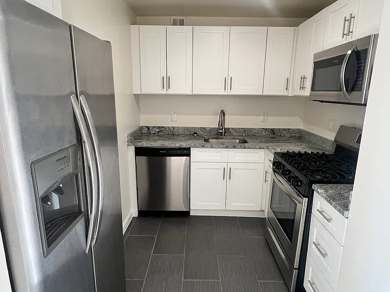 123 S Munn Avenue — Photo 31