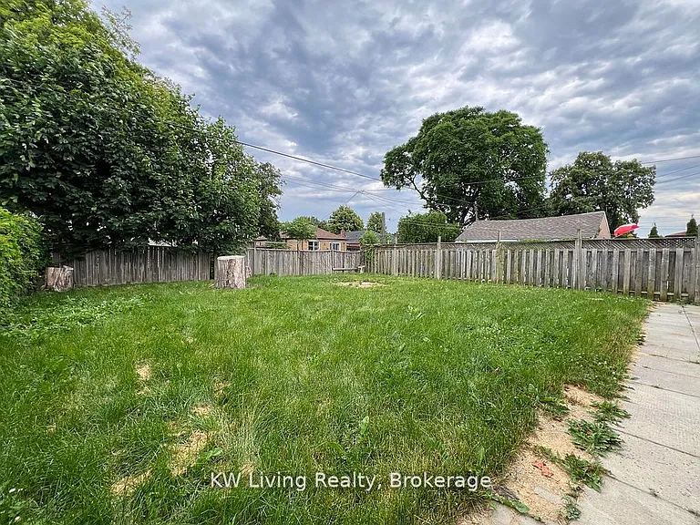35 Vauxhall Dr #MAIN — Photo 15