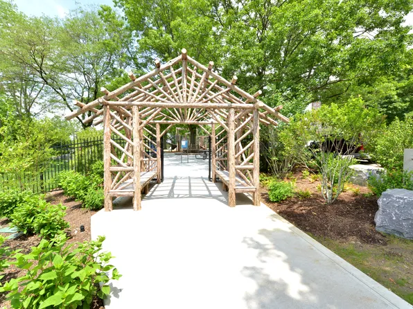 5700 Arlington Avenue image 10 of 18