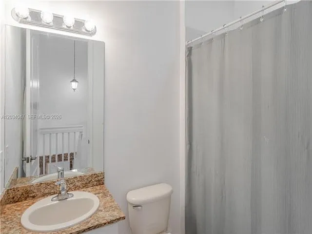 623 SW 146th Ter — Photo 8