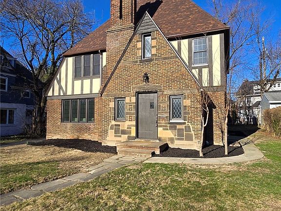 2nd image of 3145 Huntington Rd