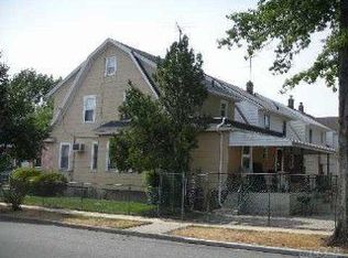 9107 212th St, Queens Village, NY 11428