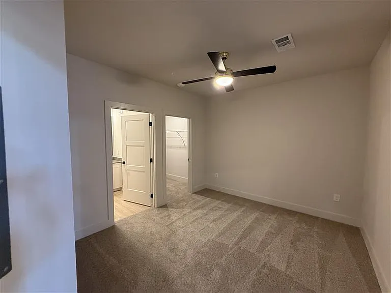 District on the Etowah Apartments — Photo 347