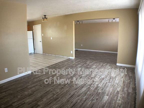 4th image of 2509 E 23rd St
