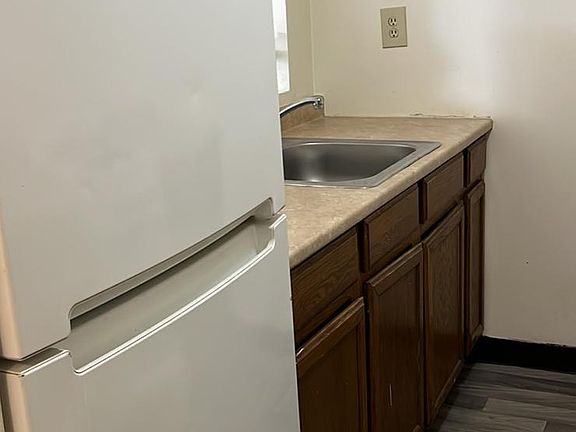 4th image of 99 Grant Blvd APT 3