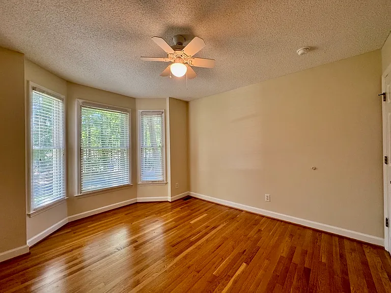 246 Rectory St — Photo 15