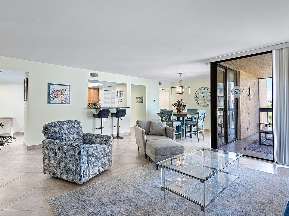 1st image of 750 Egret Cir