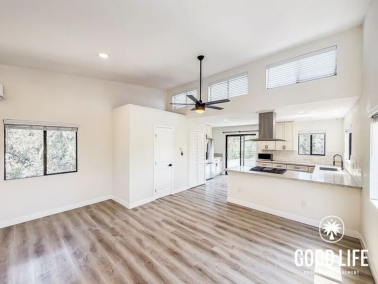 3095 Boundary St — Photo 5