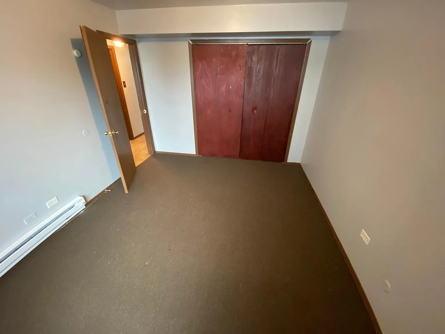 104 Luella Ave — Photo 2