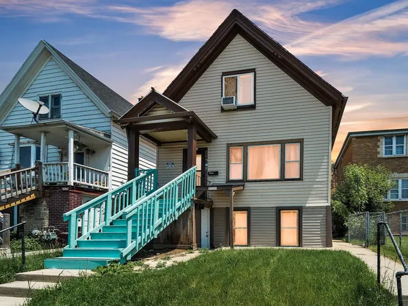 2330 South 15th PLACE, Milwaukee, WI 53215