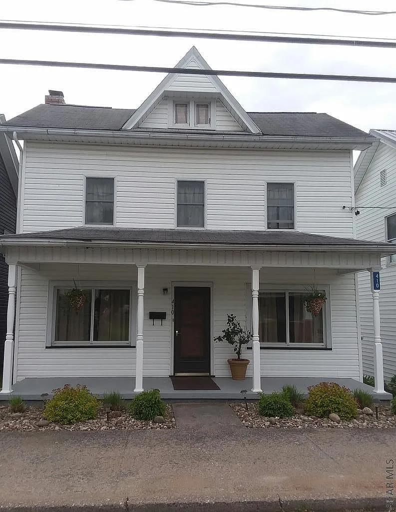 410 Poplar St photo 1