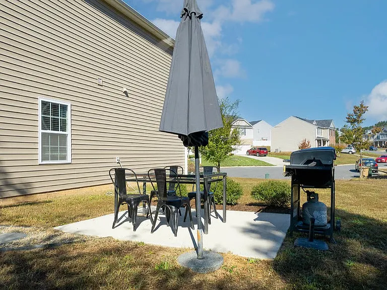 129 Zulabelle Ct — Photo 2