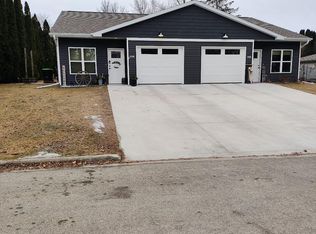 1110 Robin St, New London, WI 54961