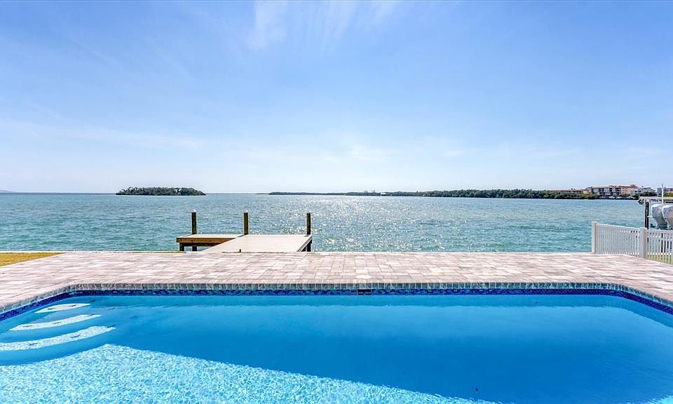 1st image of 120 Sands Point Dr