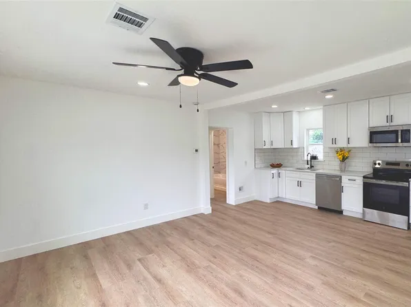 1569 Elliott 1/2 St, Houston, TX