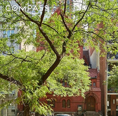 Rented by Compass | media 32