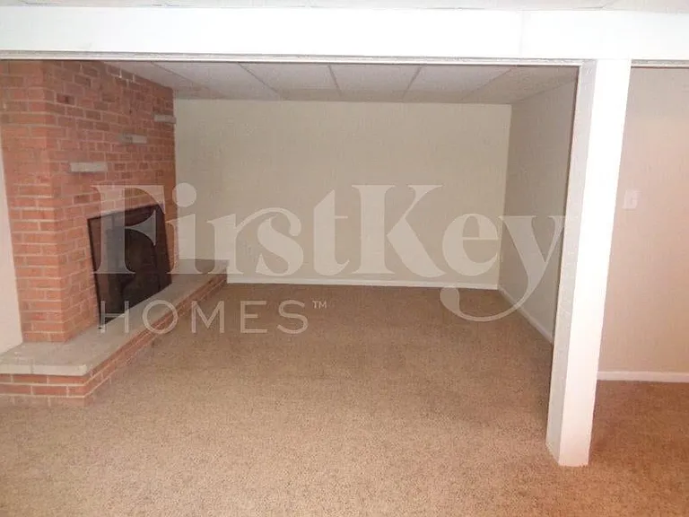 501 Harmony Dr — Photo 12