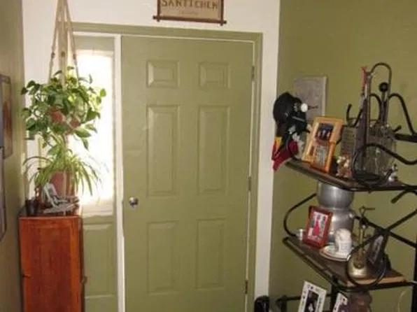 100 Stonecrop Ln, Manchester, PA 17345