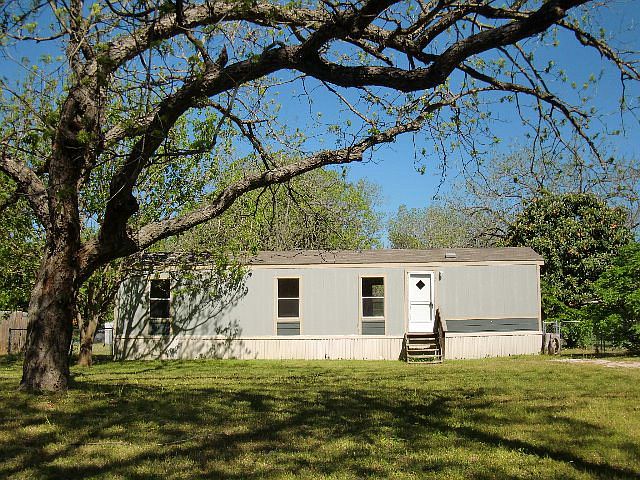 1st image of 128 Shady River Ln