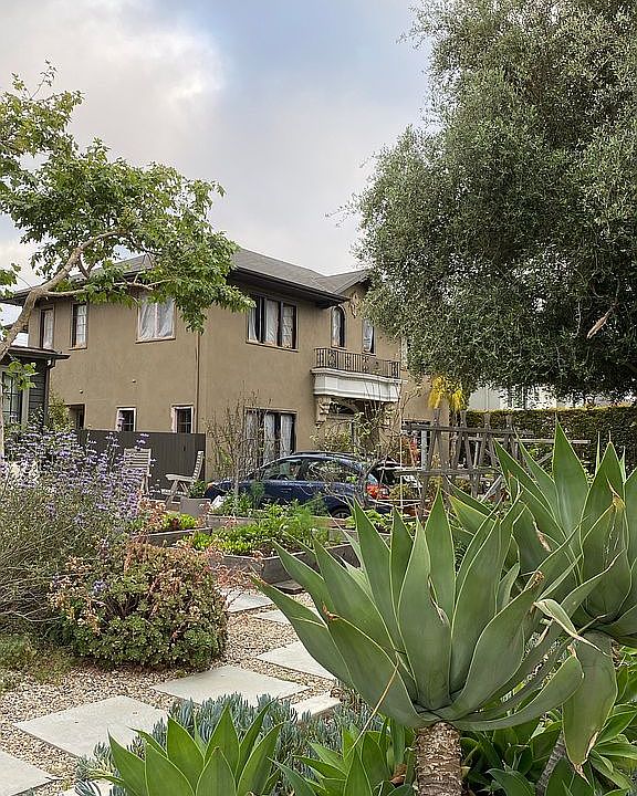 2nd image of 2132 Wellington Rd