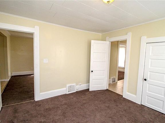 5th image of 251 8th St