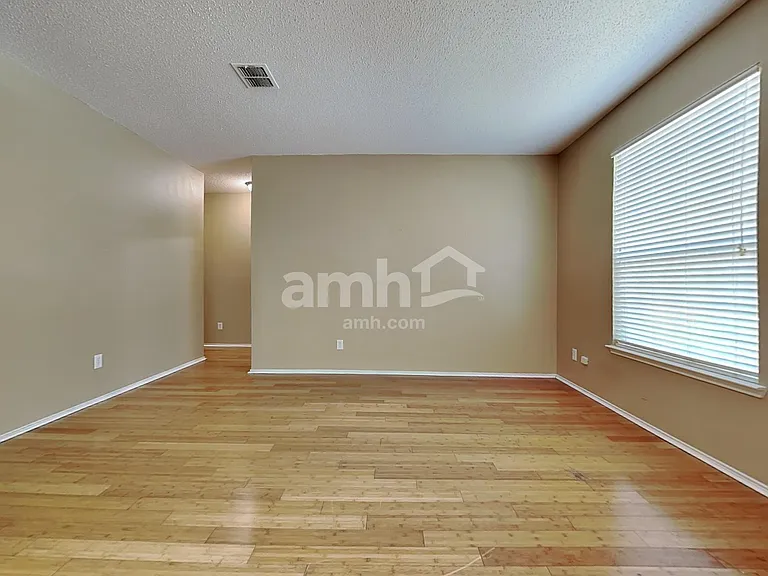 2821 Bentridge Dr — Photo 14