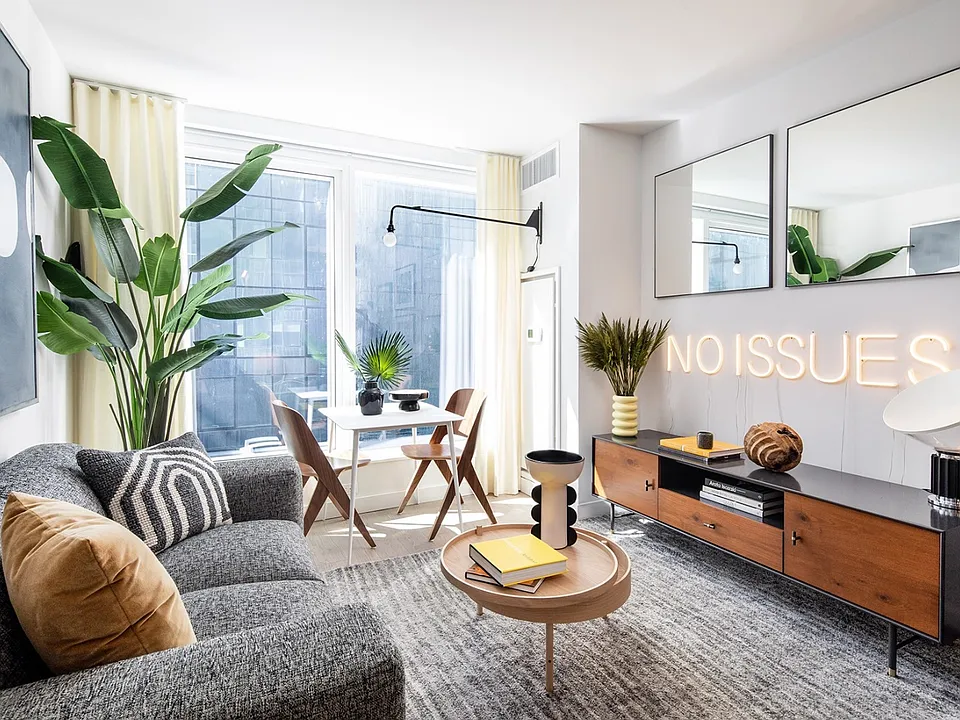 416 Kent Ave #12021