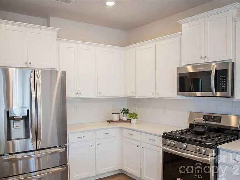 13020 Lannister Dr — Photo 4