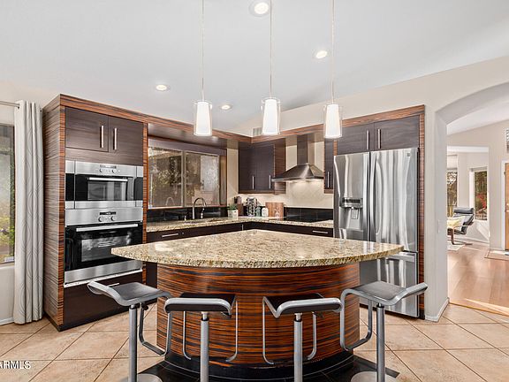 2nd image of 2522 E KNUDSEN Drive