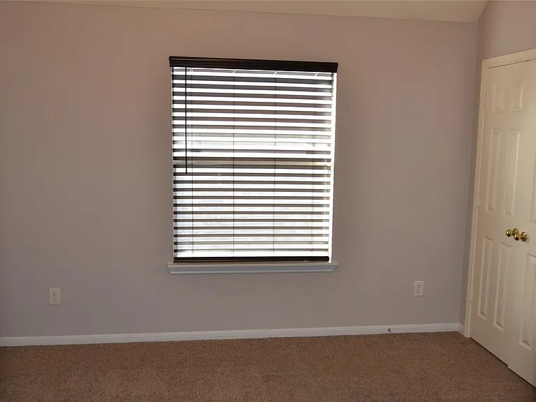 22755 Cascade Springs Dr — Photo 21