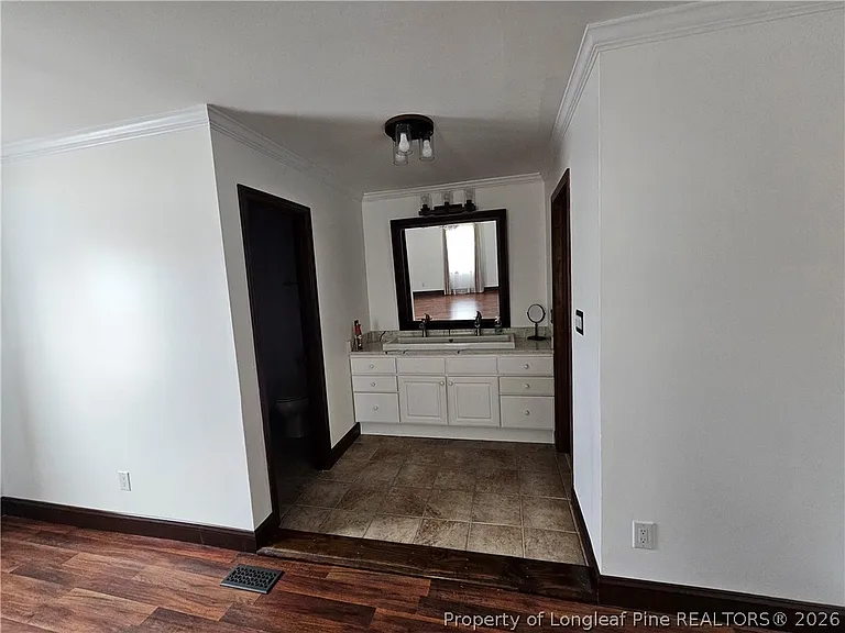 7522 Marie Dr — Photo 9