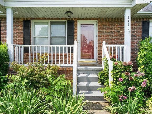 3rd image of 1410 Janet Way Dr