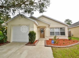 920 Cape Cod Cir, Valrico, FL 33594