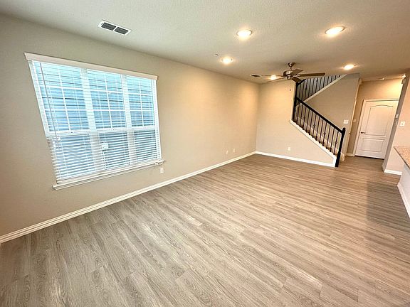 3rd image of 3945 Hometown Blvd