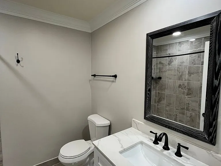 5140 Fairview Ave — Photo 16