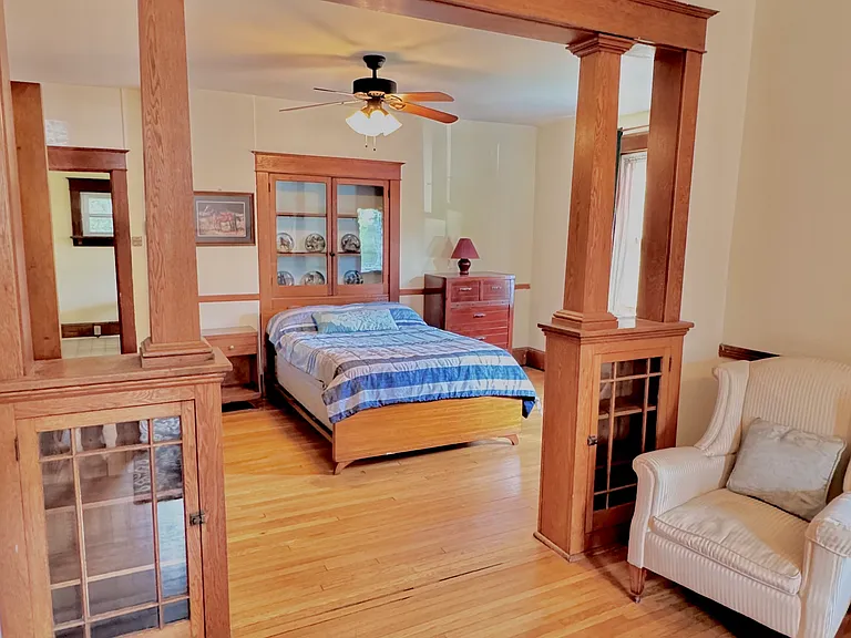 323 S Church St #1 — Photo 2