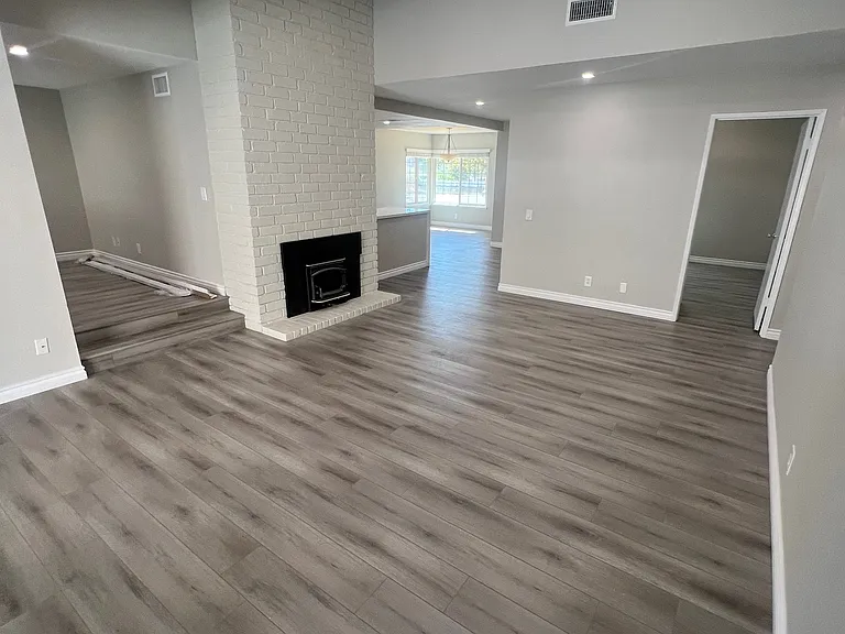 2800 Regina Ave — Photo 36
