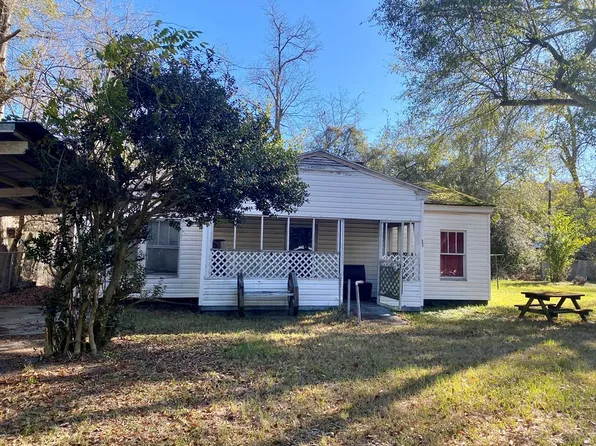 644 Seaman St, Waycross, GA 31503