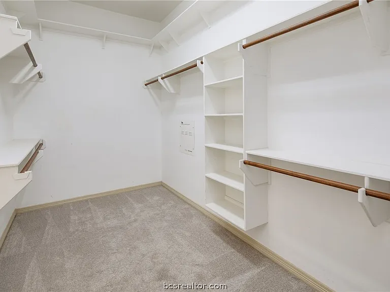 1203 Beacon Ct — Photo 13