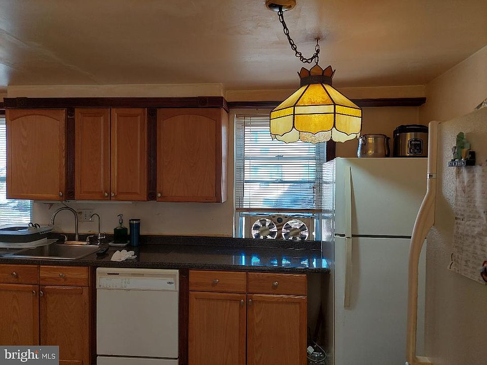 2802 Walnut Hill St, Philadelphia, PA 19152 Zillow
