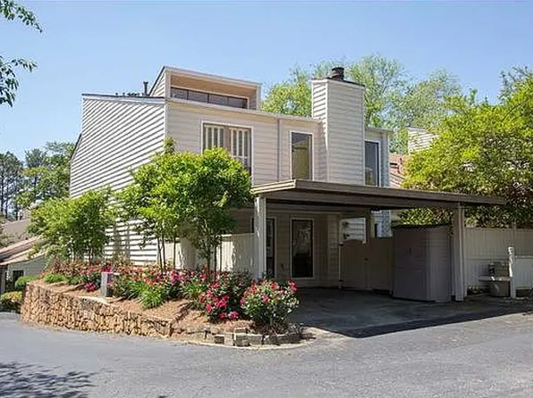 661 Serramonte Dr, Marietta, GA 30068