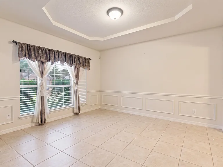 5912 Saddleridge Ct — Photo 8