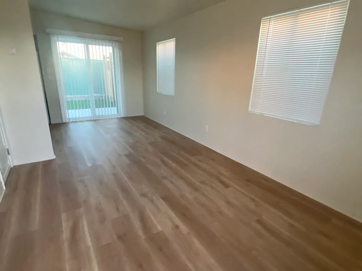 1476 Santa Clara Ave — Photo 2